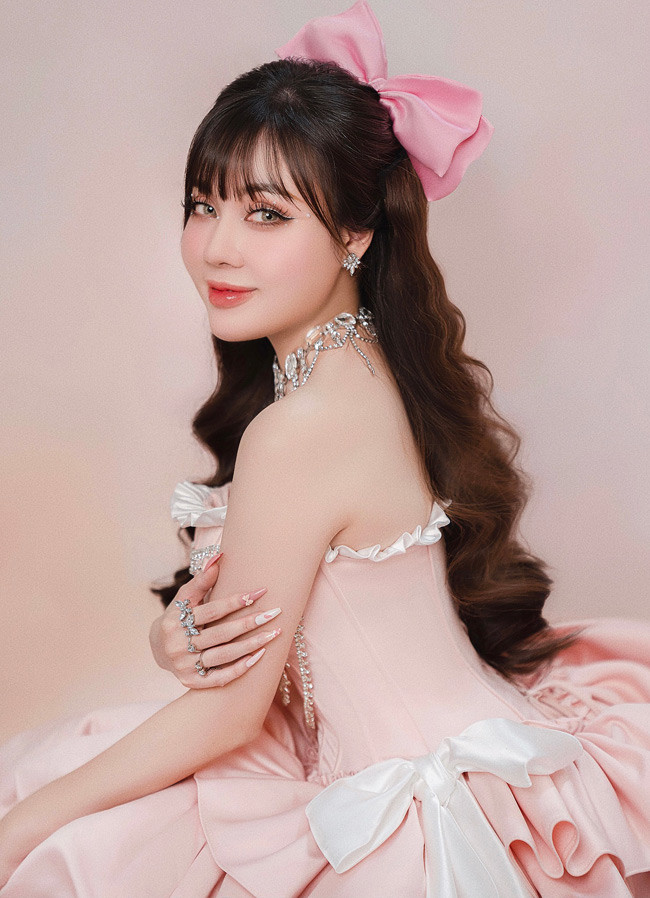 Từng có thời gian, Âu Hà My trở thành cái tên “siêu hot” trên mạng xã hội bởi những ồn ào liên quan đến chuyện tình cảm cá nhân.