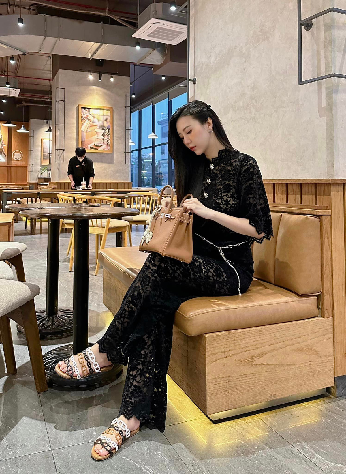 Khi con trai Vũ Ngọc Châm chưa đầy 1 tuổi, cô đã mang bầu lần hai vì "vỡ kế hoạch". Vào tháng 10/2022, cô nàng đã sinh con thứ hai là một bé trai, đặt tên ở nhà là Liam (tên khai sinh là: Trịnh Vũ Minh Khôi).