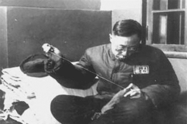 Bi duoi khoi thanh Bac Kinh, vua Pho Nghi da mang theo 1 “kho bau”?-Hinh-2