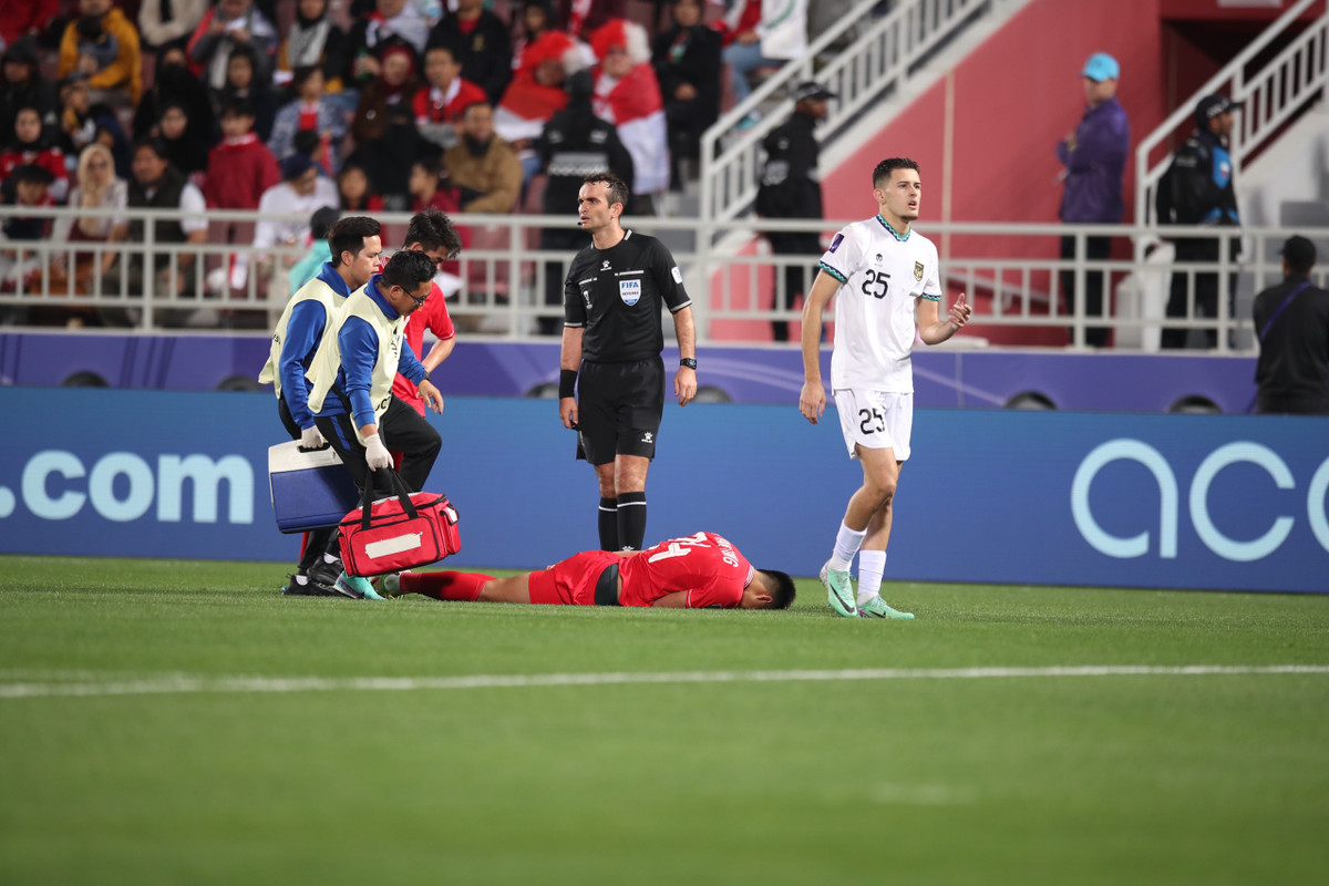 Việt Nam chính thức bị loại khỏi Asian Cup 2023 sớm một lượt trận, khi thua cả Nhật Bản lẫn Indonesia về thành tích đối đầu. Kể cả thắng Iraq ở trận cuối, Việt Nam cũng chắc chắn xếp cuối bảng.