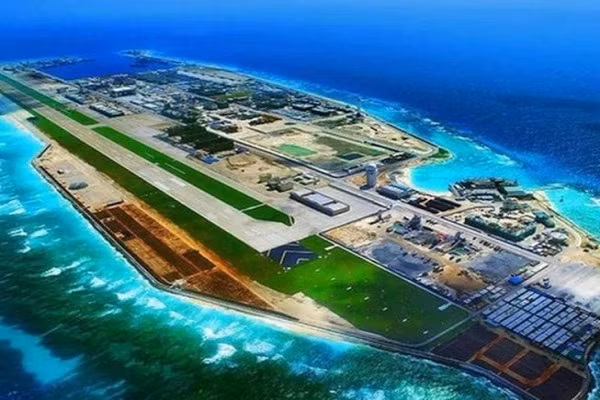 Mo xe mang luoi radar phi phap cua Bac Kinh tai Truong Sa