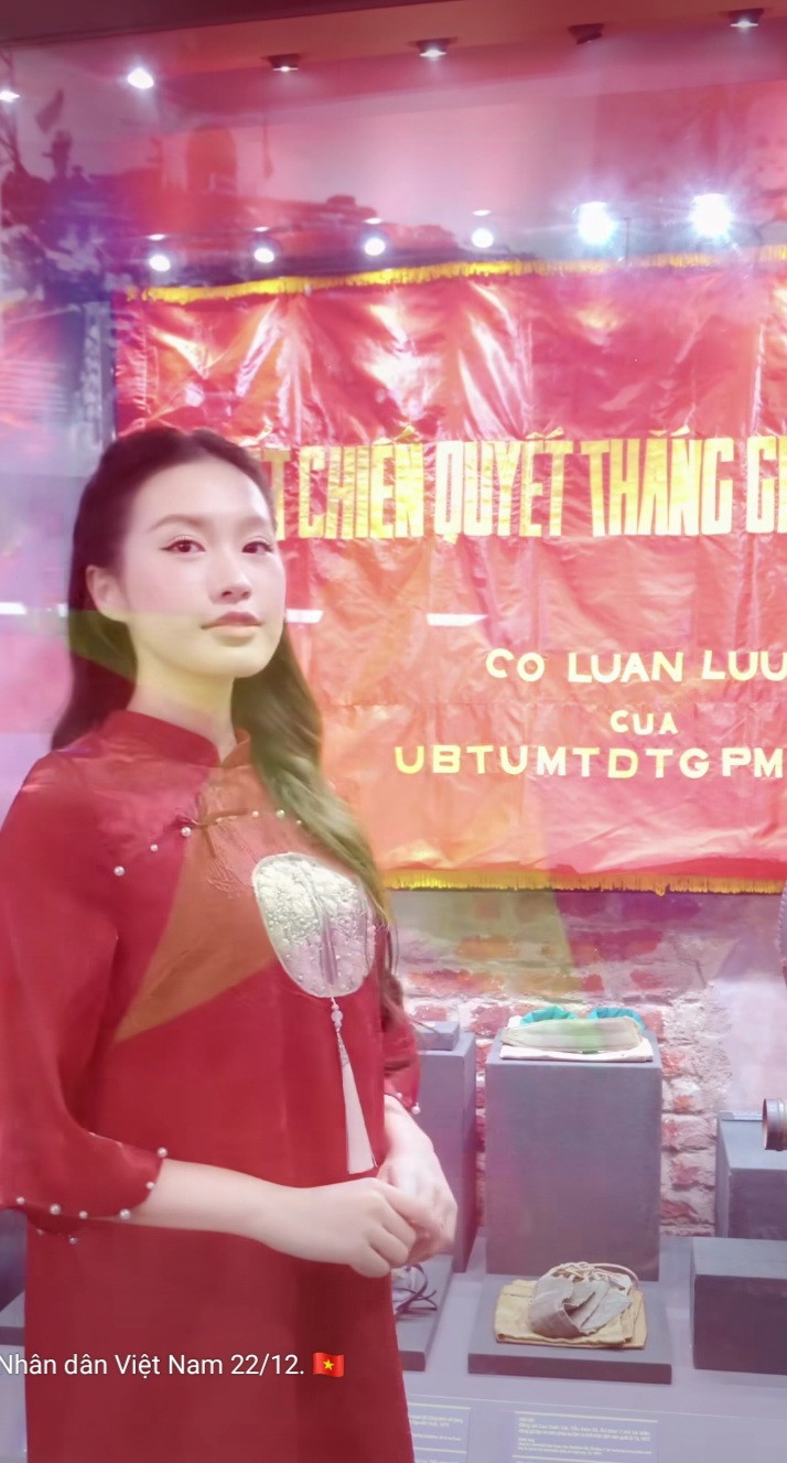 Doãn Hải My và Đoàn Văn Hậu bắt đầu hẹn hò từ năm 2020, thời điểm người đẹp tham gia cuộc thi Hoa hậu Việt Nam. Đến tháng 11/2023, cặp đôi chính thức về chung một nhà bằng đám cưới đình đám.