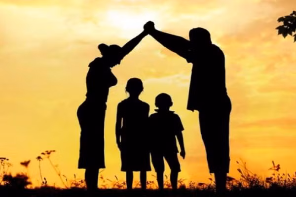 Bi mat lam dieu nay voi anh trai, cau em khoc khi biet su that