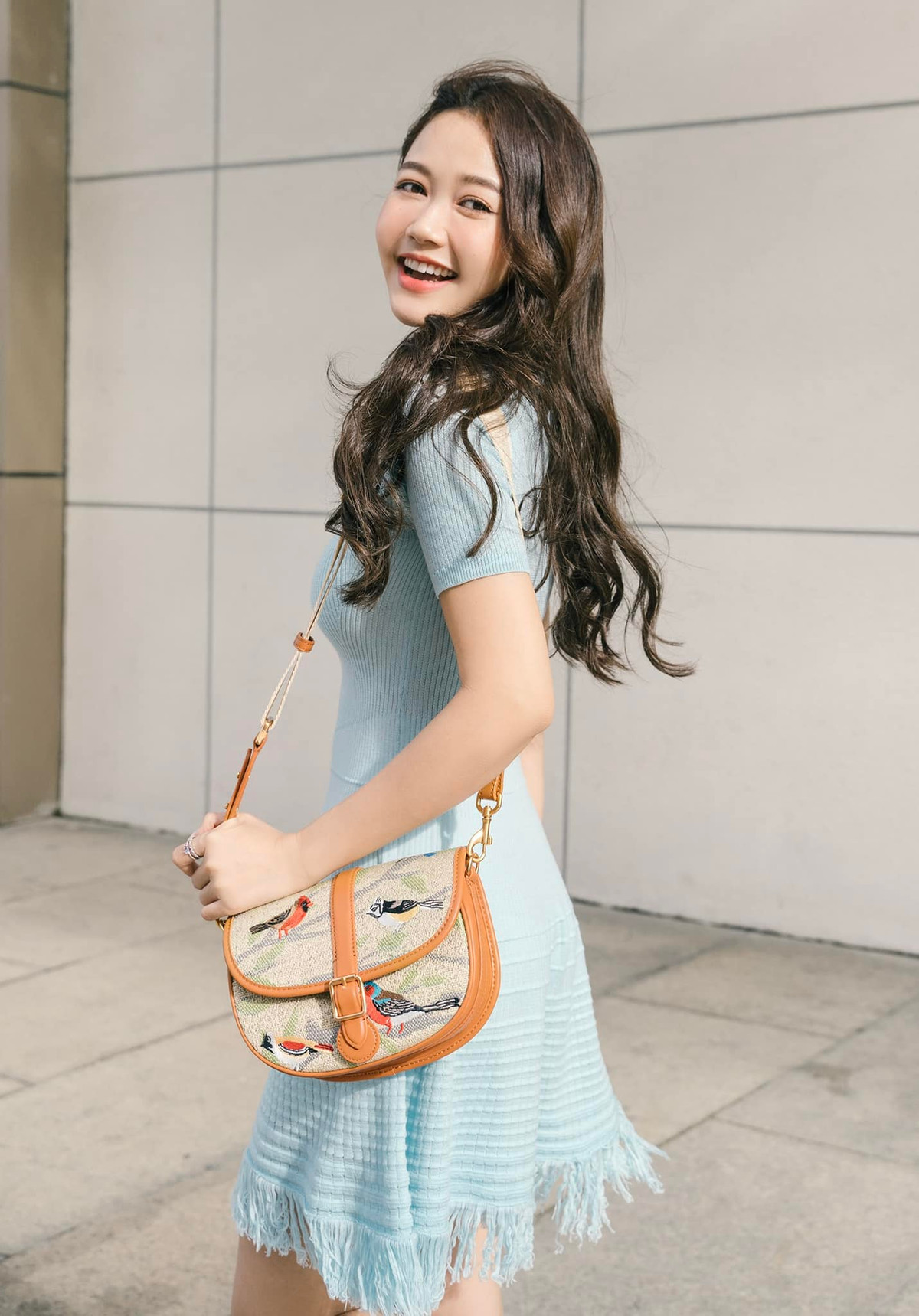 Những năm đầu mới nổi, Nhung Gumiho gắn liền với hình tượng ngây thơ, kẹo ngọt.