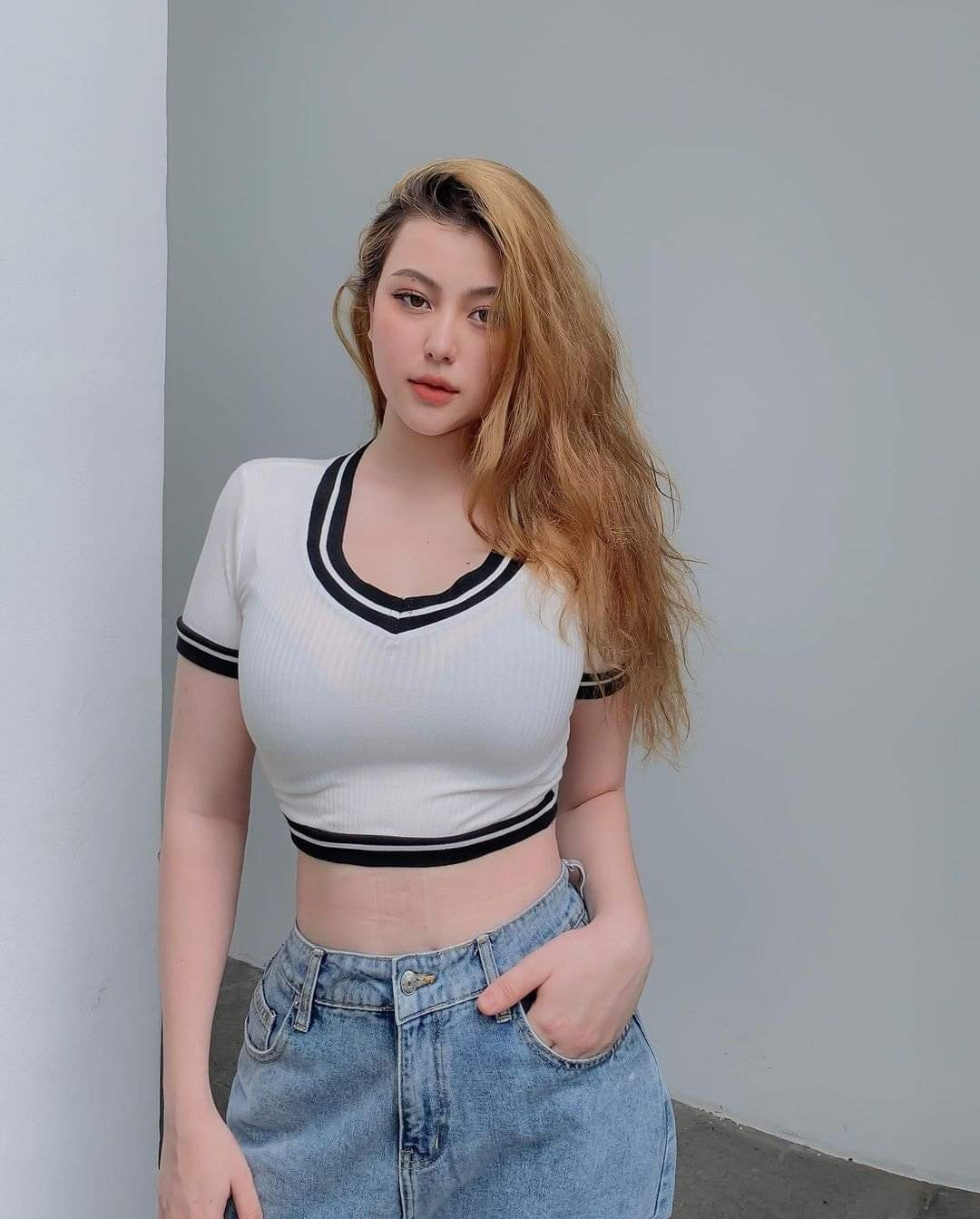 Sunna cũng cho biết thêm cô để chồng và gia đình chồng cũ thăm nom con gái nên không lo lắng chuyện con thiếu thốn tình cảm của bố.