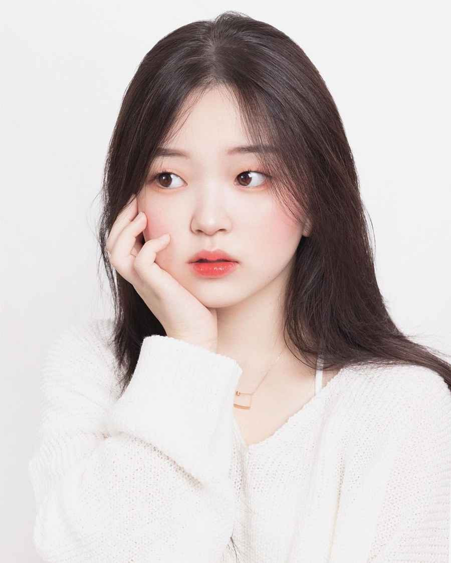 Vào năm ngoái, Kim Yoon Hee còn tham gia một số dự án khác như "Pepero was taken away on Pepero day", "187cm 151cm Bully", tuy nhiên danh tiếng thu về lại không mấy khả quan (Ảnh: IGNV).