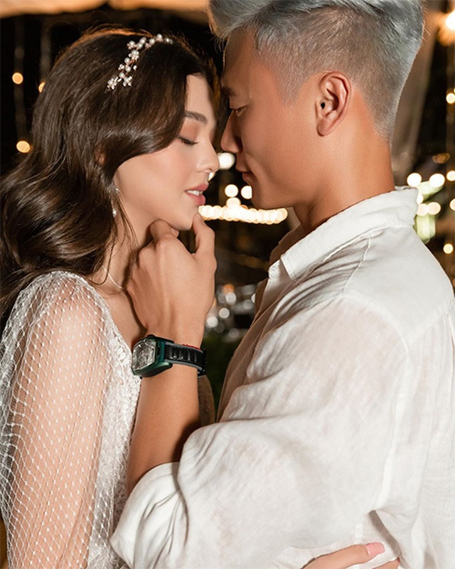 Cách đây chưa lâu, hình ảnh Dianka mặc áo dài, áo tứ thân của Việt Nam khiến fans bóng đá thích thú.