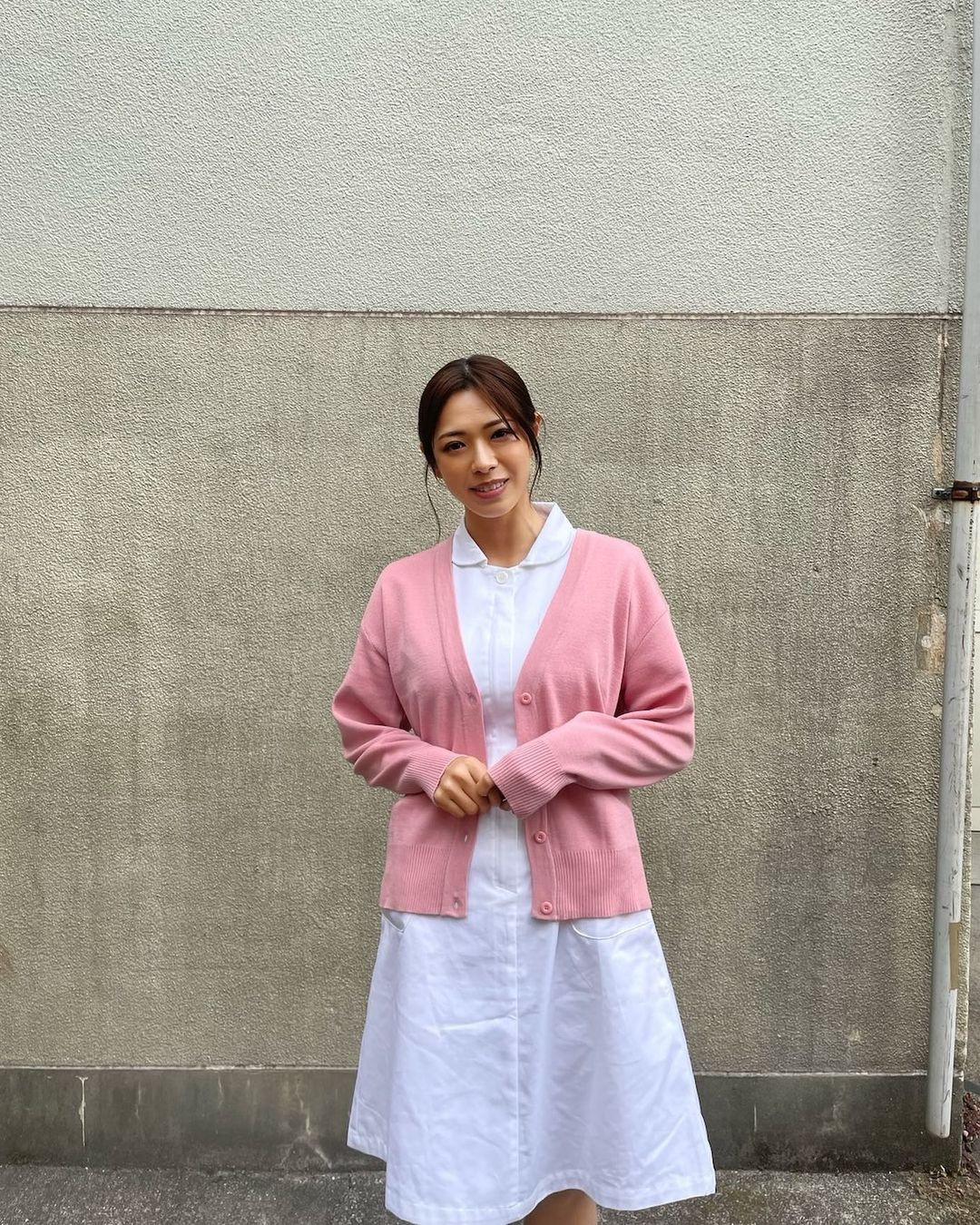 "Nếu cô ấy thật sự trở thành VĐV chuyên nghiệp, chúng ta thật khó có thể ngắm nhìn một Minami quyến rũ như hiện tại", một fan của cô bình luận về quyết định giải nghệ của Minami.