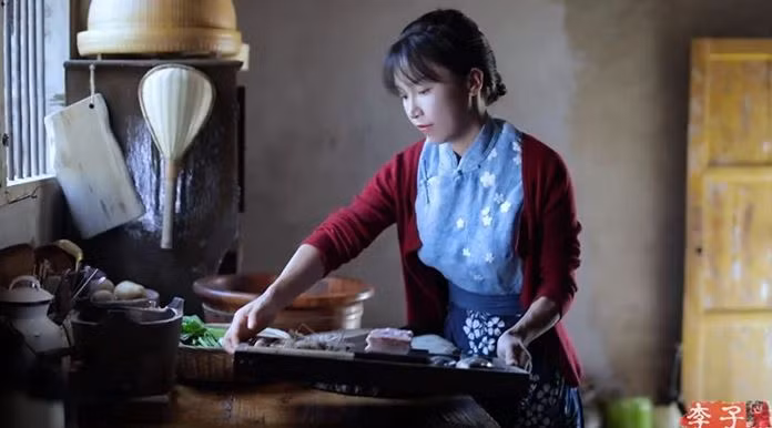 Gần 2 năm qua, Lý Tử Thất không còn đăng tải những sản phẩm của mình vì lý do tranh chấp kiện tụng với công ty chủ quản. Youtuber chia sẻ trong giai đoạn theo đuổi vụ kiện sẽ không cập nhật bất kỳ video nào để tránh thêm lùm xùm không đáng có.