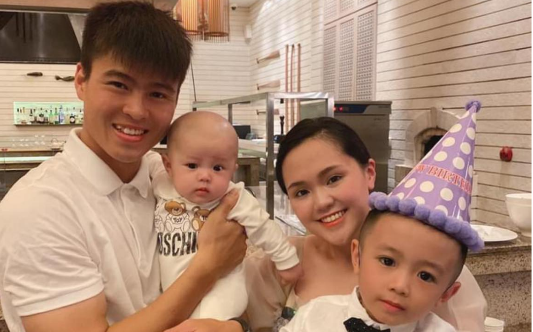 Cũng giống Quang Hải, Duy Mạnh cũng có 1 tuần để về thăm "công chúa béo" Quỳnh Anh và bé Ú.