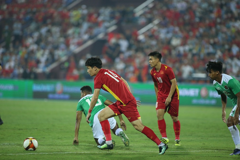 Thang U23 Indonesia 3 sao, U23 Viet Nam khang dinh vi the anh lon-Hinh-6