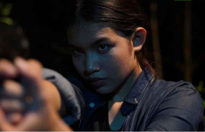 Không chỉ xinh đẹp, H Sharonny Arul còn có thành tích học tập khủng. Được biết, hot girl Ê Đê đã đạt 25,5 điểm (môn tiếng Anh 10 điểm) trong kỳ thi tốt nghiệp THPT vừa qua.