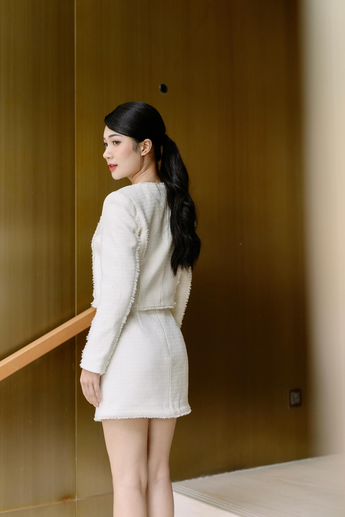 Thanh Huế ở ngoài đời được nhận xét có gương mặt đẹp trong trẻo, ngọt ngào