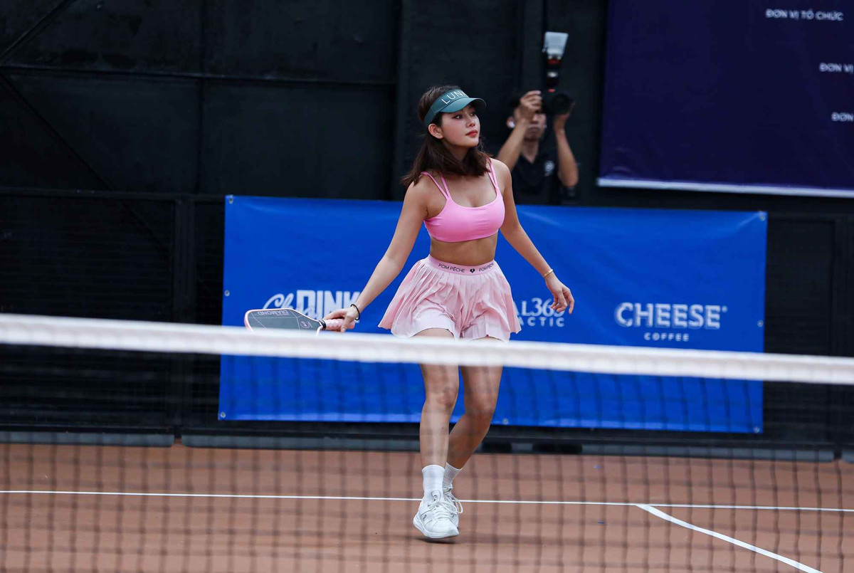 Milan Phạm mới đây đã tái khẳng định: “Nói chung, ai muốn hiểu mình thì người ta sẽ hiểu còn ai không muốn hiểu thì giải thích người ta cũng muốn nghĩ theo cách người ta nghĩ thôi”.