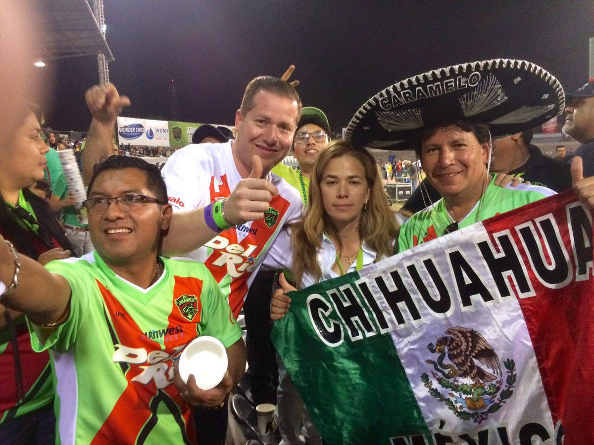 Chính tại đây, Chávez nảy sinh ý tưởng theo chân tuyển Mexico đi khắp thế giới. "World Cup là một bữa tiệc tổng thể. Tôi muốn đi đến từng nơi để theo dõi hành trình của đội nhà".