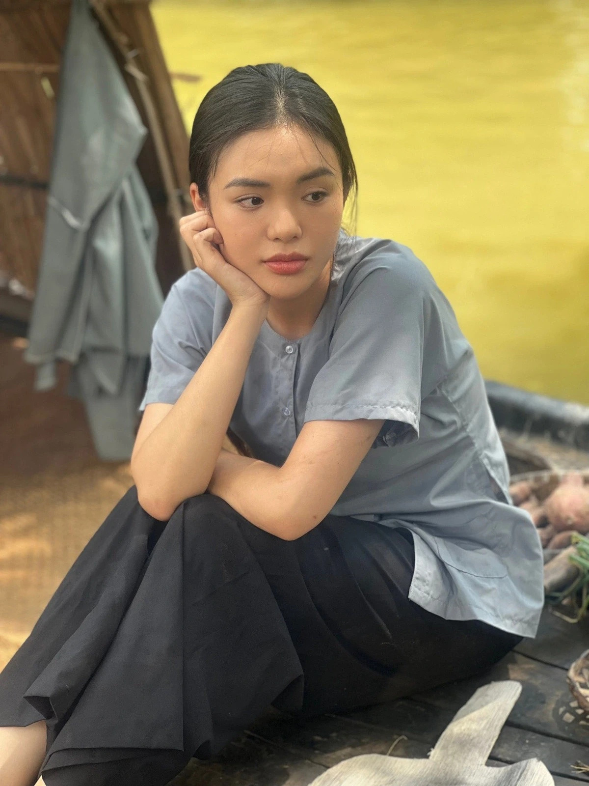 Tuy nhiên, đến năm 20 tuổi thì Nhật Hạ theo chồng bỏ cuộc chơi rồi sinh con. Tiếp đến, cô tăng cân nhanh chóng, có thời điểm nặng gần 90kg dù chỉ cao khoảng 1m66.