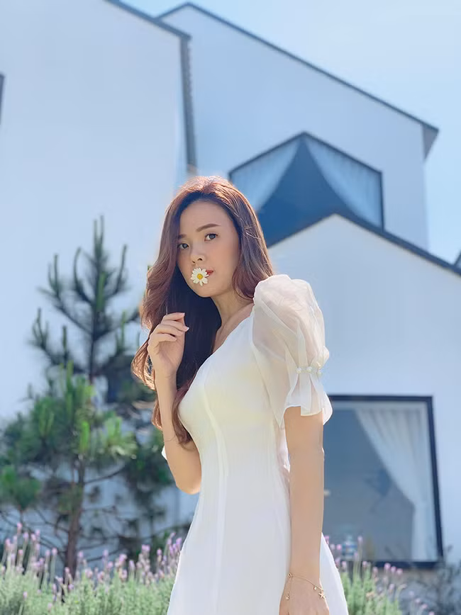 Midu có trong tay khối tài sản “không phải dạng vừa” nhờ việc kinh doanh và mua bán đất.