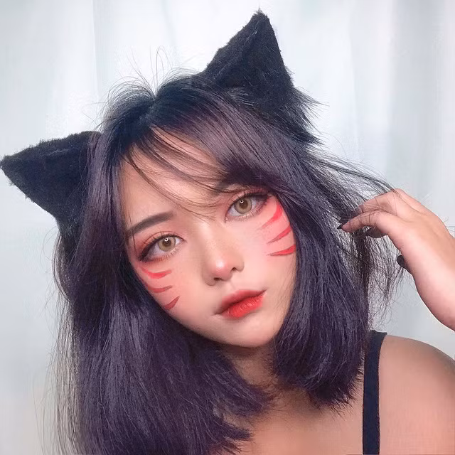 Bên cạnh các vị tướng trong LMHT, Thục Chi còn rất đam mê hóa thân thành những nhân vật nổi tiếng trong thế giới ảo thông qua kỹ năng trang điểm của mình.