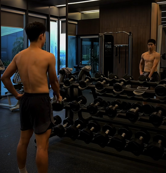 Nguyễn Trọng Hùng sinh năm 1997 hiện đang thi đấu cho CLB Thanh Hoá.