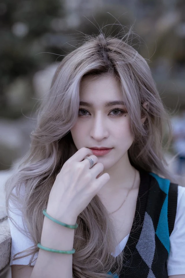 Bên cạnh đó, khi có thời gian rảnh, Bảo Trân cũng sẽ tranh thủ phát triển thêm các công việc KOL, mẫu ảnh, sáng tạo nội dung ngoài lề.