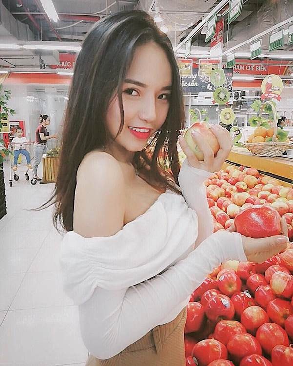 Nhan sắc không phải dạng vừa của cô nàng có lẽ khiến rất nhiều chàng trai bối rối...