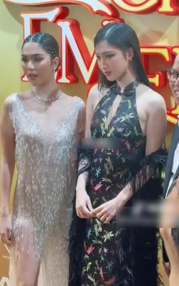 Bên cạnh đó, cũng có người cho rằng góc chụp "dìm hàng" và cách lên đồ chưa khéo đã khiến chân dài Trà Vinh kém sắc đi vài bậc.