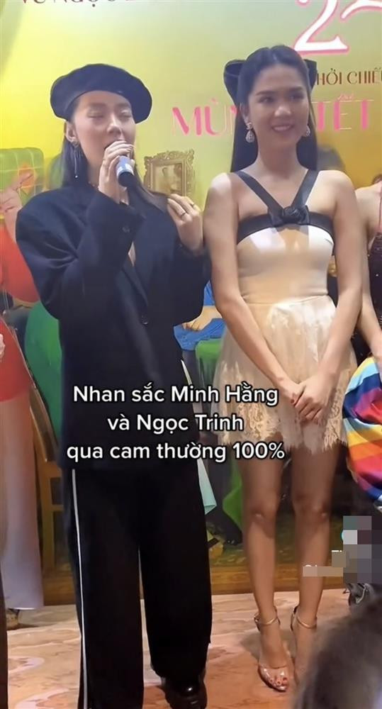 Mới đây, Ngọc Trinh gây chú ý khi xuất hiện cùng Minh Hằng tại một buổi chiếu phim có cô làm diễn viên chính.