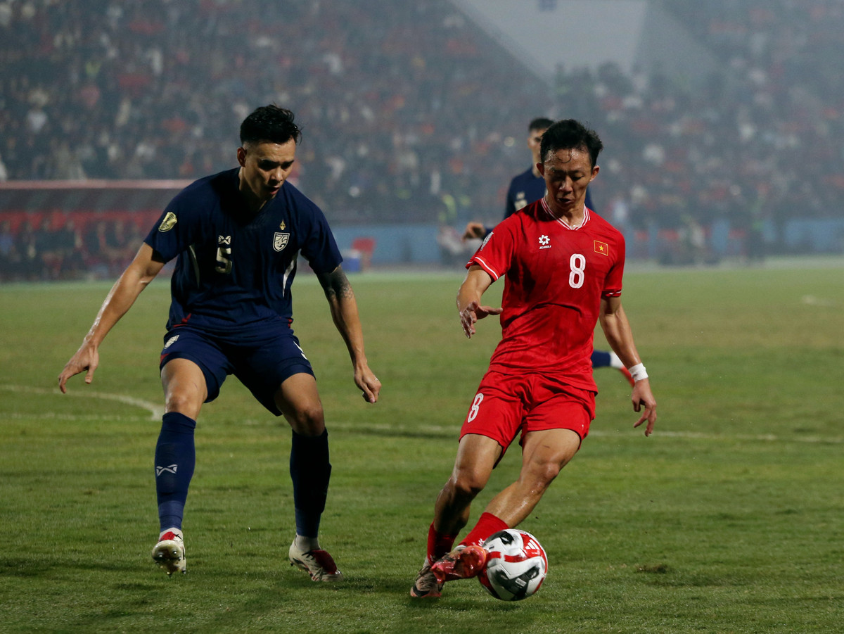 Với cú đúp của Xuân Son, ĐT Việt Nam có chiến thắng đầu tiên trên sân nhà trước Thái Lan sau 27 năm đồng thời cũng tạo ra ưu thế rất lớn trước trận lượt về sau đây ít ngày.