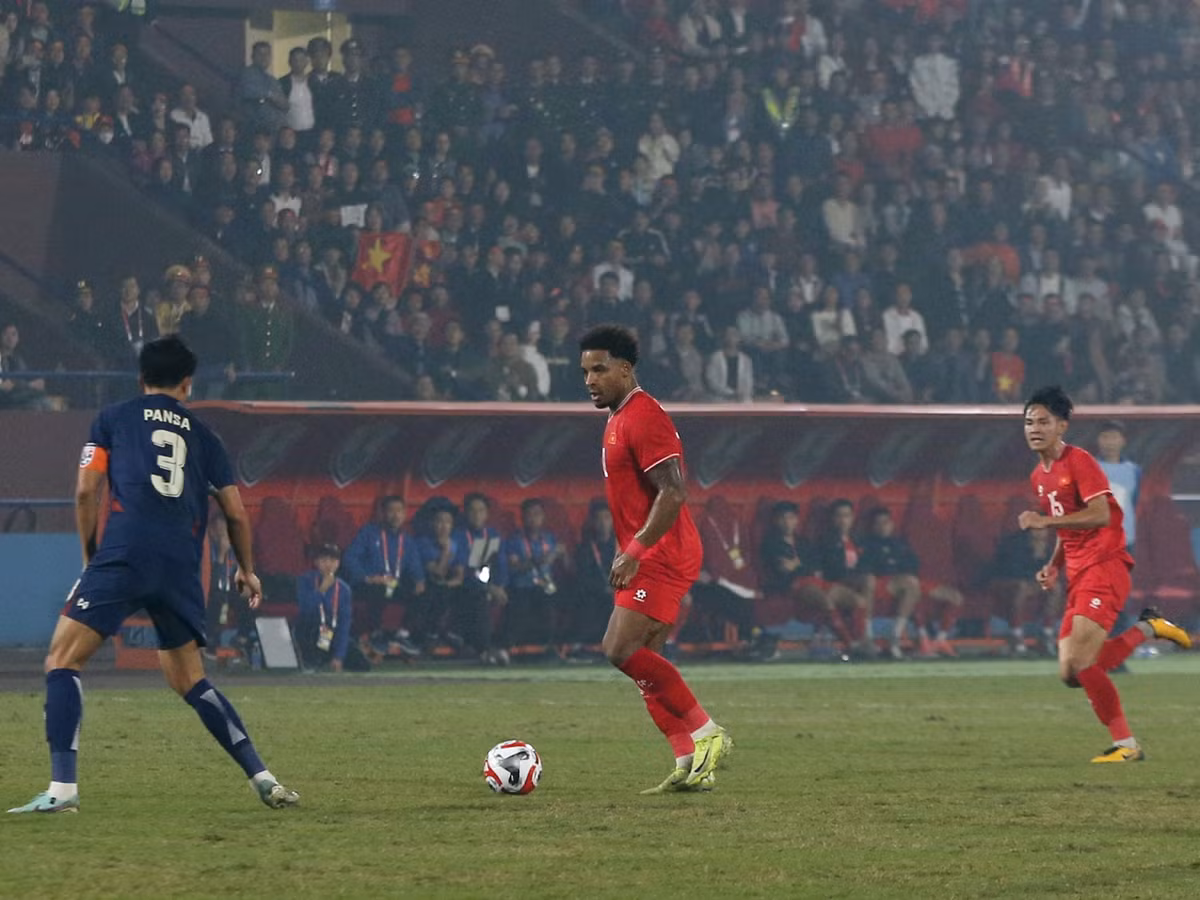 Thang Thai Lan, DT Viet Nam nam loi the tai chung ket AFF Cup