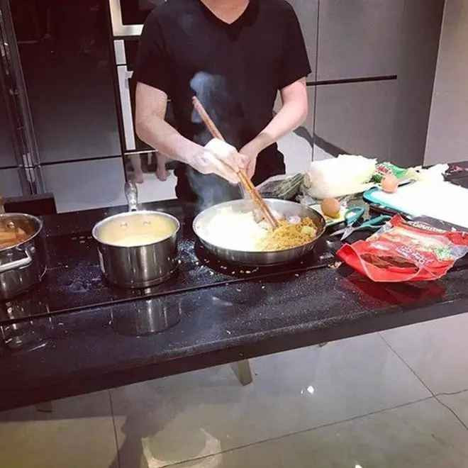 Trước đây, Huyền Baby gây ấn tượng với gương mặt dễ thương, đáng yêu, đúng hình mẫu mà nhiều người theo đuổi.