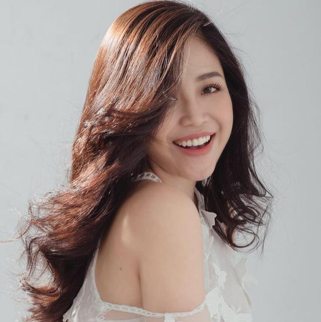 Cao Vy khẳng định cô gái mọi người đang bàn tán không phải mình. Bởi nếu chấp nhận kiếm tiền bằng mọi giá, chắc chắn Cao Vy đã giàu.