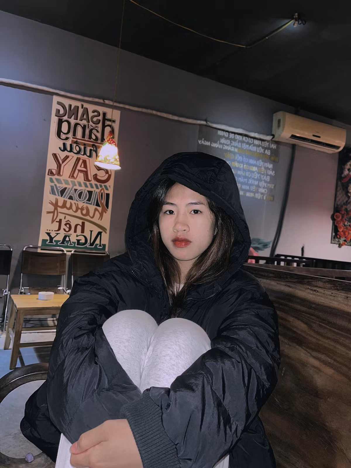 Nhờ việc luyện tập cường độ cao cho môn thể thao vua, Thanh Nhã sở hữu thân hình săn chắc, đặc biệt là vòng 2 thon gọn.