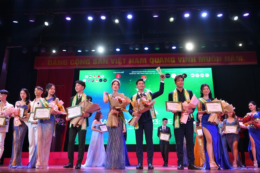 Tim ra guong mat dai dien sinh vien Hoc vien Thanh thieu nien Viet Nam-Hinh-7