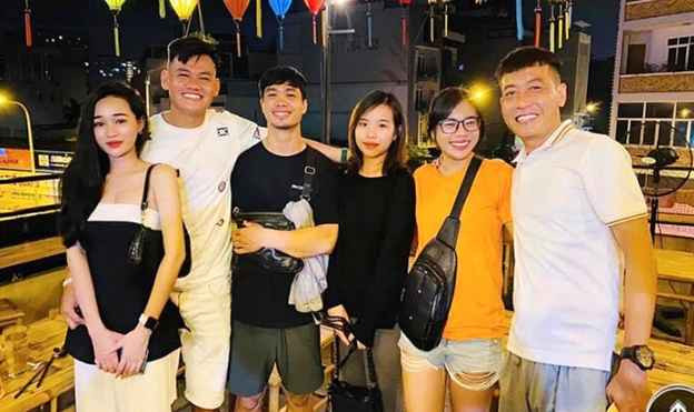 Viên Minh cũng hiếm khi trang điểm cầu kỳ, kể cả đi sự kiện cô nàng cũng tối giản hết mức có thể.