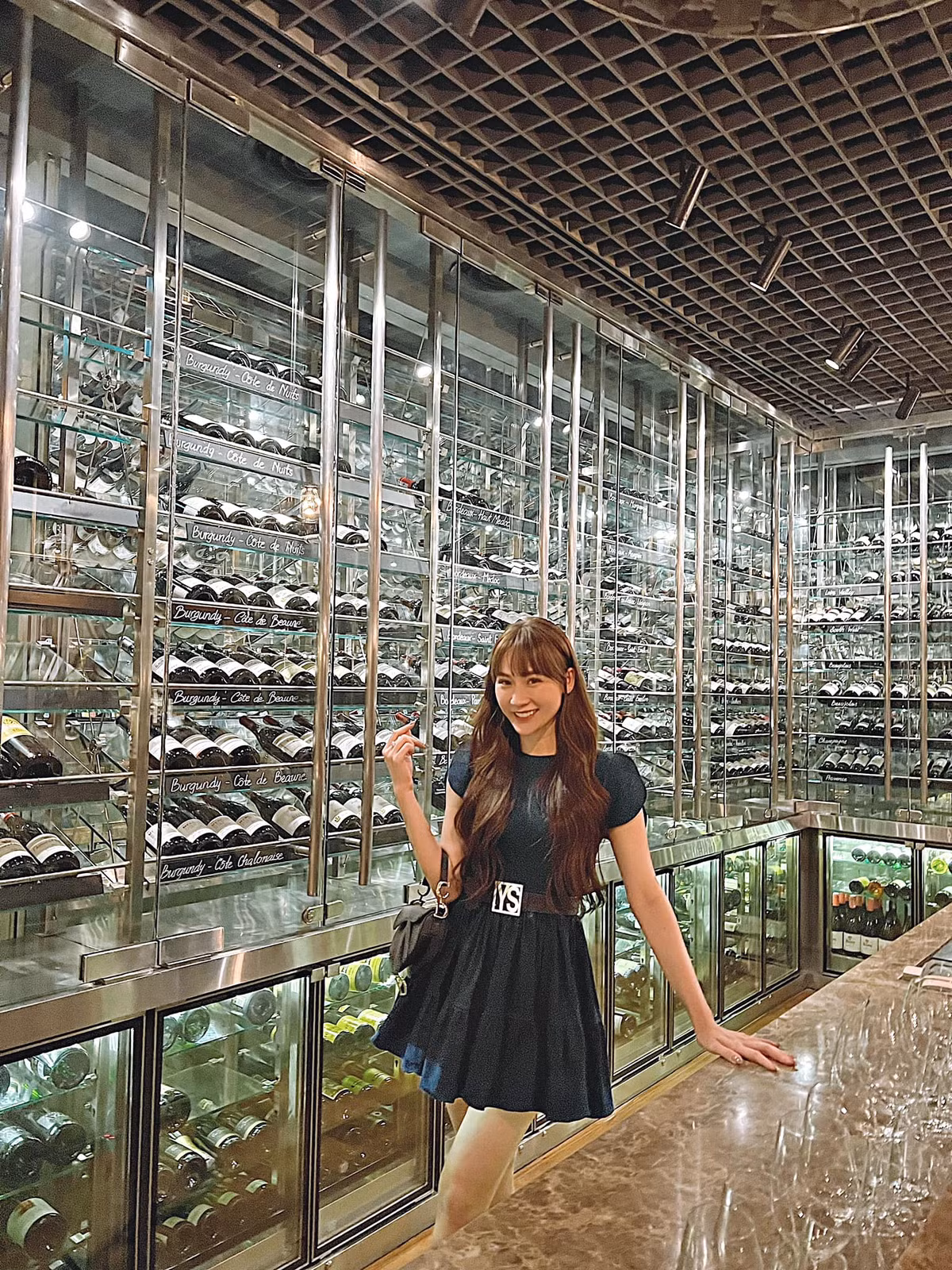 Hiện tại, Ngọc Ánh làm việc trong ngành ngân hàng. Ngoài ra, cô nàng còn sở hữu một thương hiệu thời trang riêng.