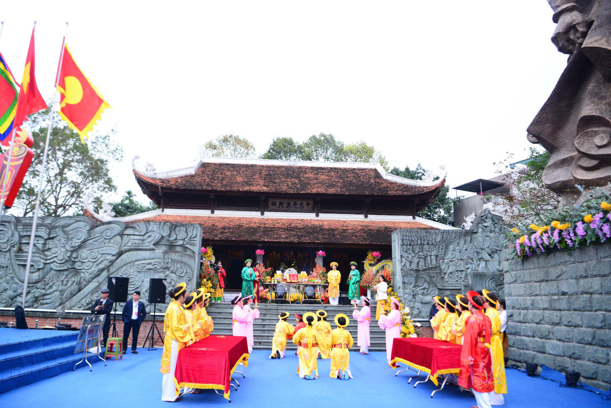 Nét mới năm nay, Lễ hội Gò Đống Đa được tổ chức trong 3 ngày, từ ngày 2 - 4/2/2025 (tức từ ngày mùng 5 - 7 tháng Giêng, năm Ất Tỵ 2025).