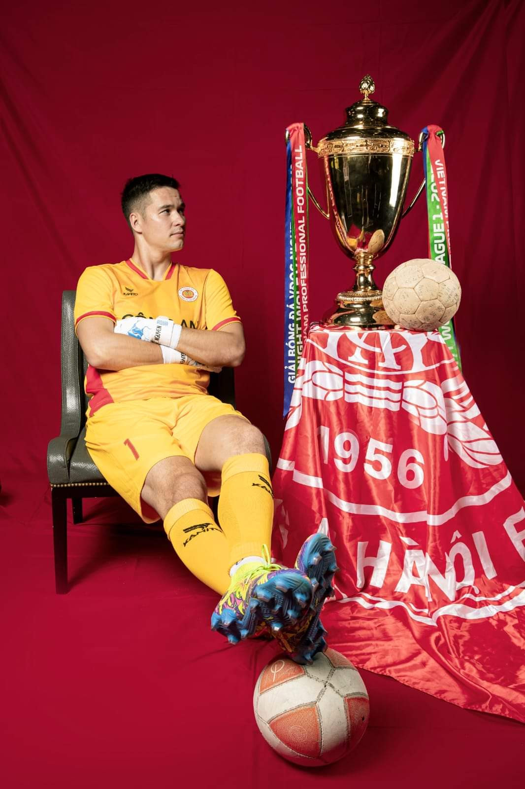 Bên cạnh khát khao và nỗ lực của Filip Nguyễn, Liên đoàn Bóng đá Việt Nam (VFF) cũng thường xuyên quan tâm, cố gắng trong việc hỗ trợ các thủ tục và giấy tờ cho thủ môn Việt kiều, nhằm giúp anh sớm có quốc tịch Việt Nam.