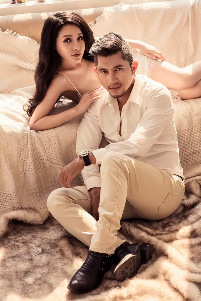 Thậm chí, khi bị nhiều dân mạng chỉ trích, cô đã gửi hẳn bức ảnh photoshop vòng 3 kèm lời "dằn mặt": "Lưu lại mà ngắm".