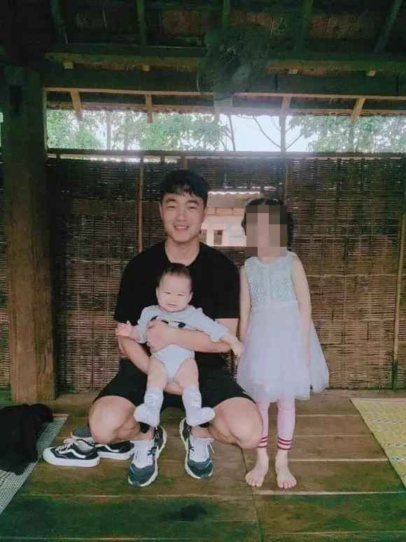 Lương Xuân Trường lần đầu để lộ diện mạo quý tử Luong Xuan Truong lan dau de lo dien mao quy tu