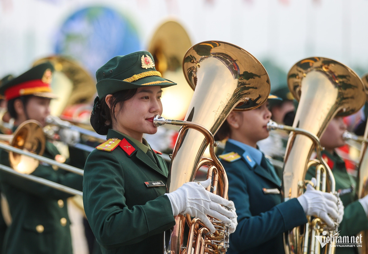 So với các lần hợp luyện trước, lần này có nhiều điểm thay đổi như có thêm khối nữ Quân nhạc, thiết bị bay không người lái kéo cờ Tổ quốc, tăng thêm phần trình diễn của lực lượng quân khuyển...