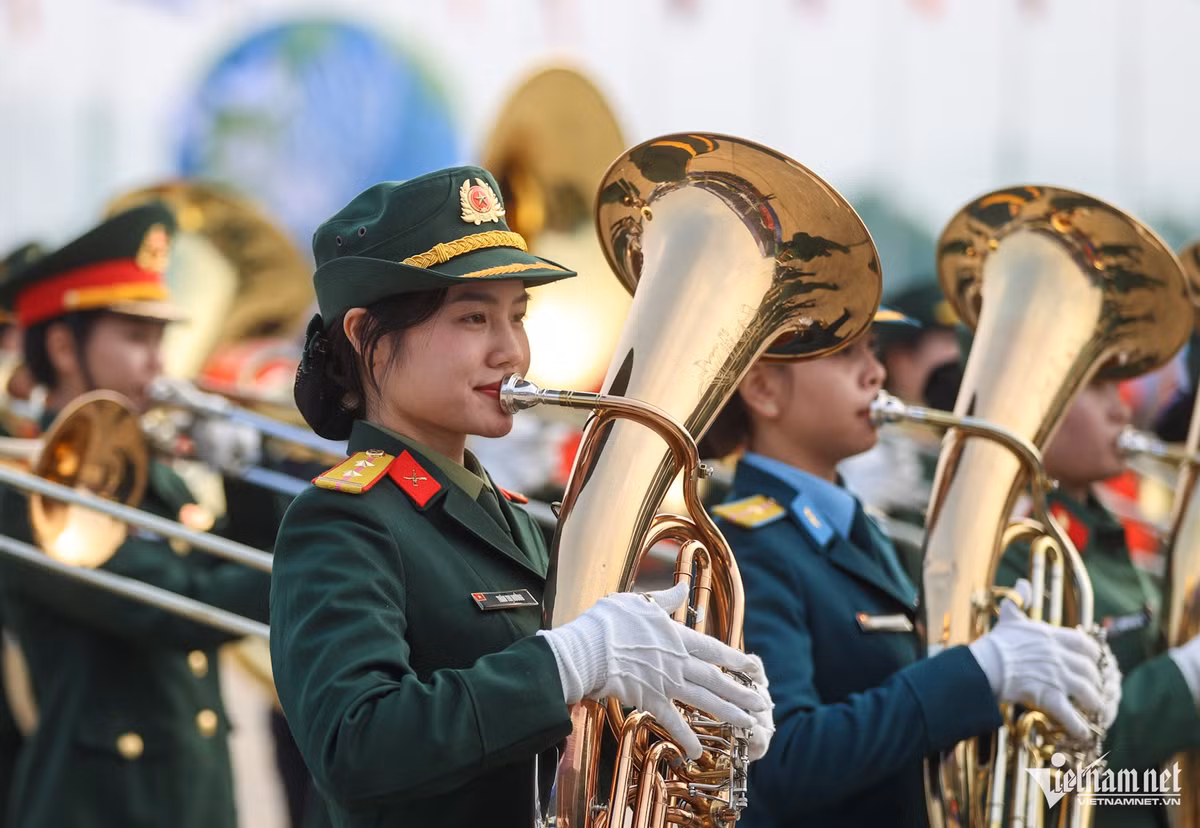 So với các lần hợp luyện trước, lần này có nhiều điểm thay đổi như có thêm khối nữ Quân nhạc, thiết bị bay không người lái kéo cờ Tổ quốc, tăng thêm phần trình diễn của lực lượng quân khuyển...