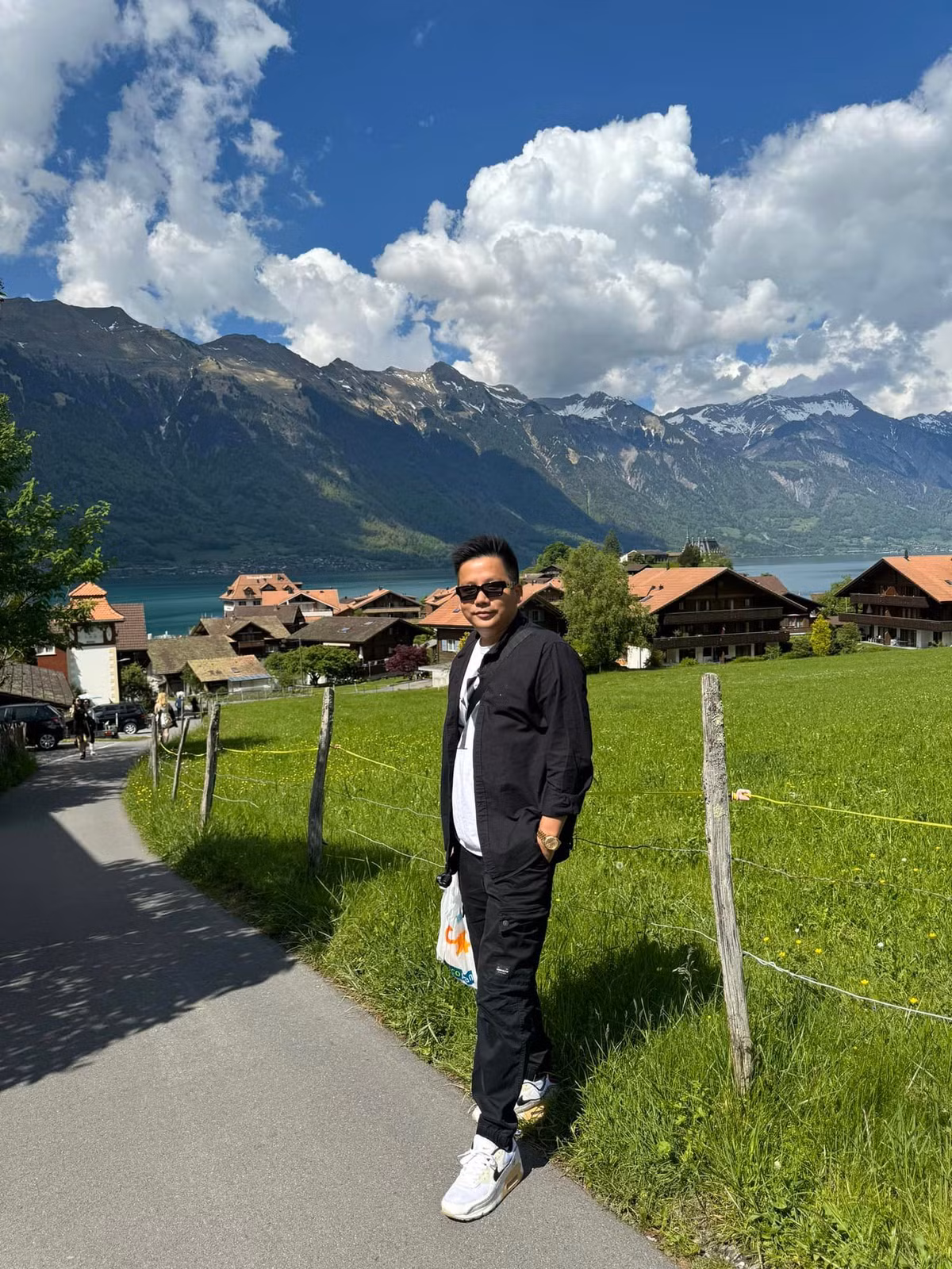 Hơn nữa, vấn đề tuổi tác cùng công việc cũng khiến ngoại hình Khoa Pug có nhiều sự thay đổi là điều dễ hiểu.