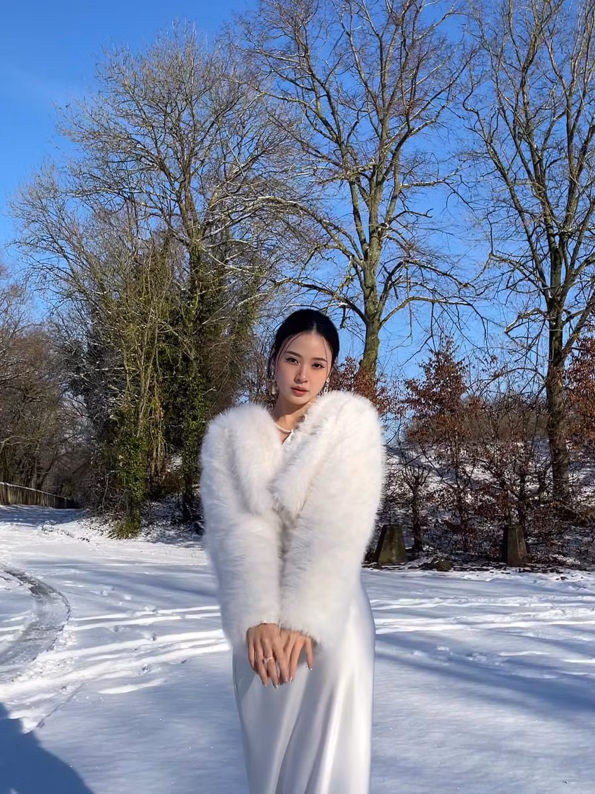 Ở thời điểm hiện tại, Midu là một trong số ít những hot girl có tên tuổi trong làng phim ảnh Việt Nam.