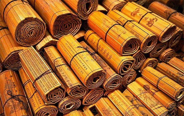 Lang mo cua Vo Tac Thien cat giau bao vat gi?-Hinh-3