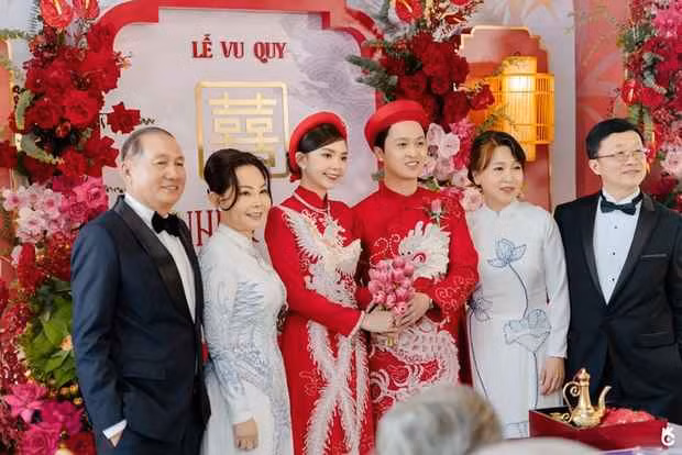 Co gai An Giang co dam cuoi len bao Tay khoe nha trieu do