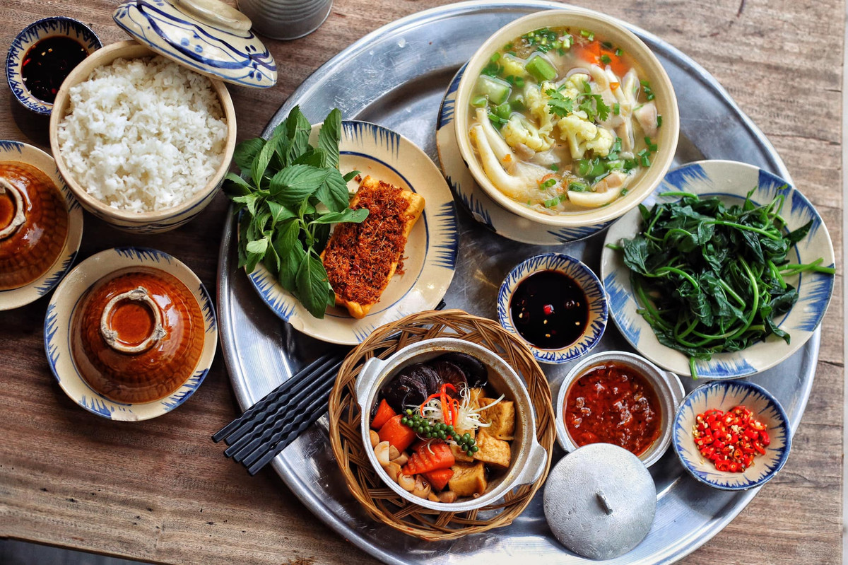 Khong gian am thuc Viet an tuong trong danh sach Michelin de cu-Hinh-4