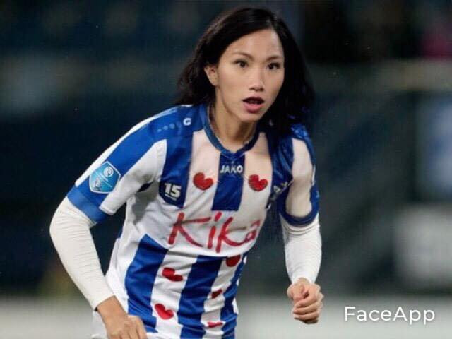 Phải thừa nhận rằng, qua bàn tay của dân mạng các cầu thủ của đội tuyển Việt Nam ai cũng thùy mị, nết na và đậm chất nữ tính.