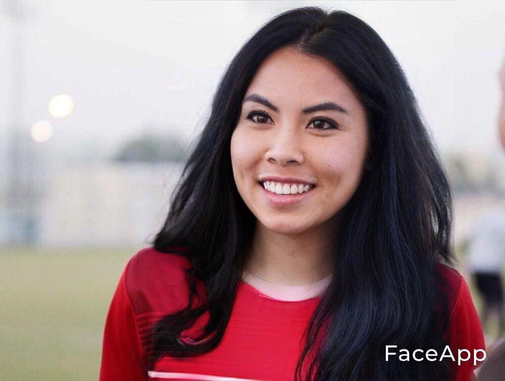 Như đã biết, các cầu thủ đội tuyển Việt Nam ai ai cũng đều được mệnh danh là nam thần. Nhưng khi hóa gái qua các phần mềm chỉnh sửa ảnh của dân mạng sẽ ra sao?