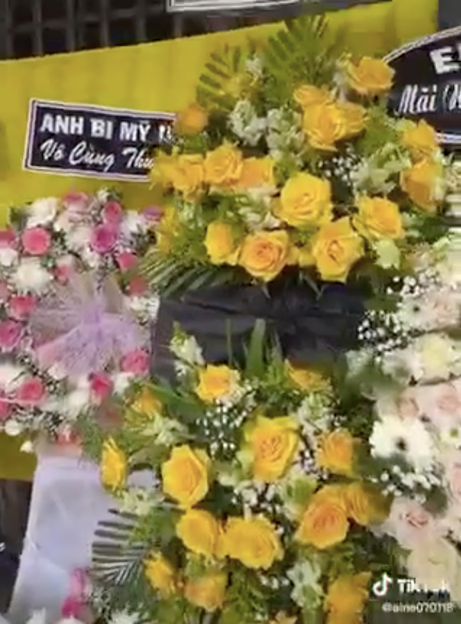 hính những khoảnh khắc này cùng với sự ra đi ở độ tuổi còn quá trẻ của Angela Phan đã khiến nhiều dân mạng "cay khóe mắt".