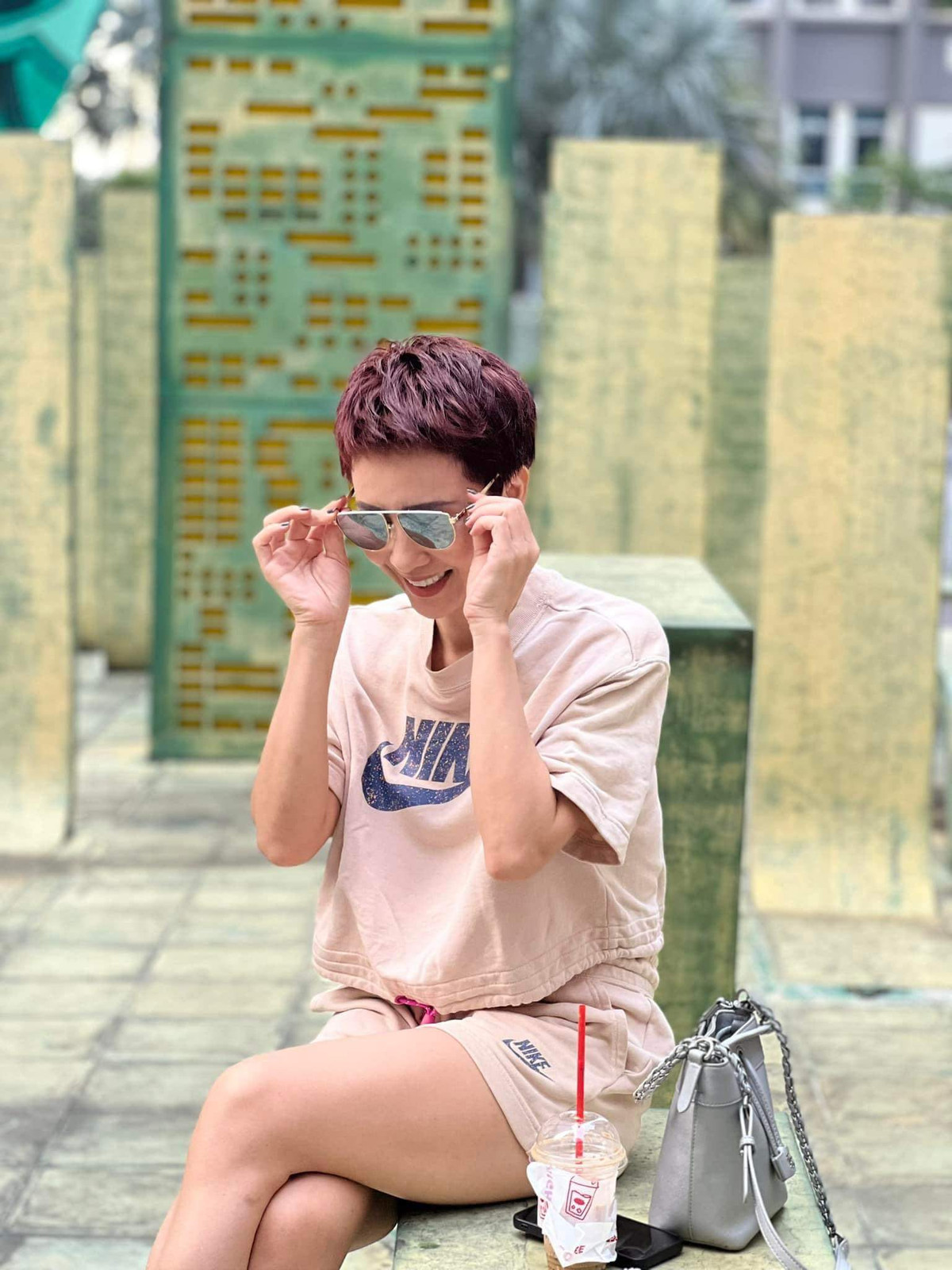 Hiện tại, Thuý Hiền vẫn giữ được hình thể thon thả, săn chắc, nhờ chăm chỉ tham gia các hoạt động thể thao.